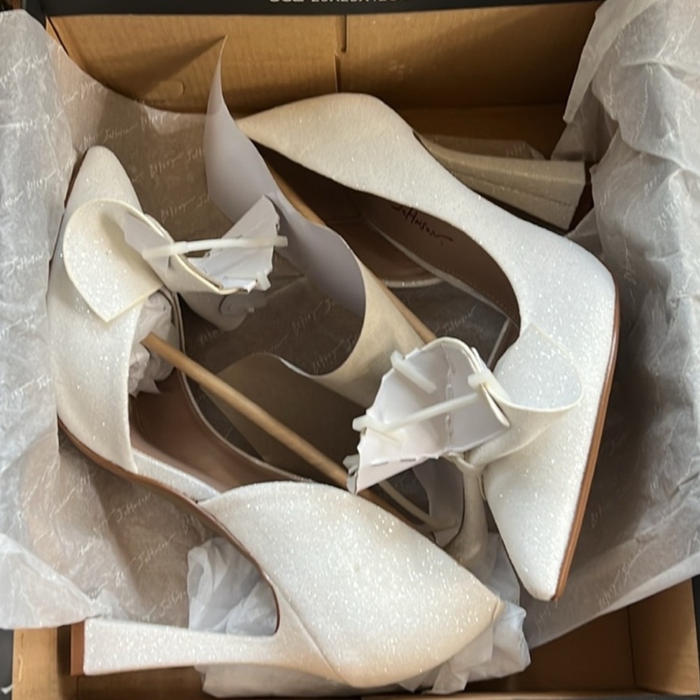 Betsey Johnson heels size 6 - Picture 5 of 7